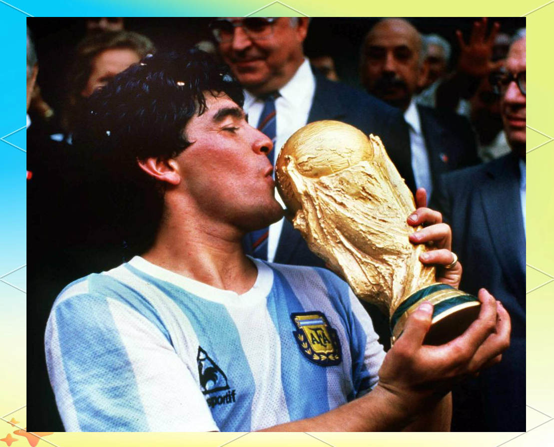 回顾世界杯经典时刻：传奇再现的简单介绍