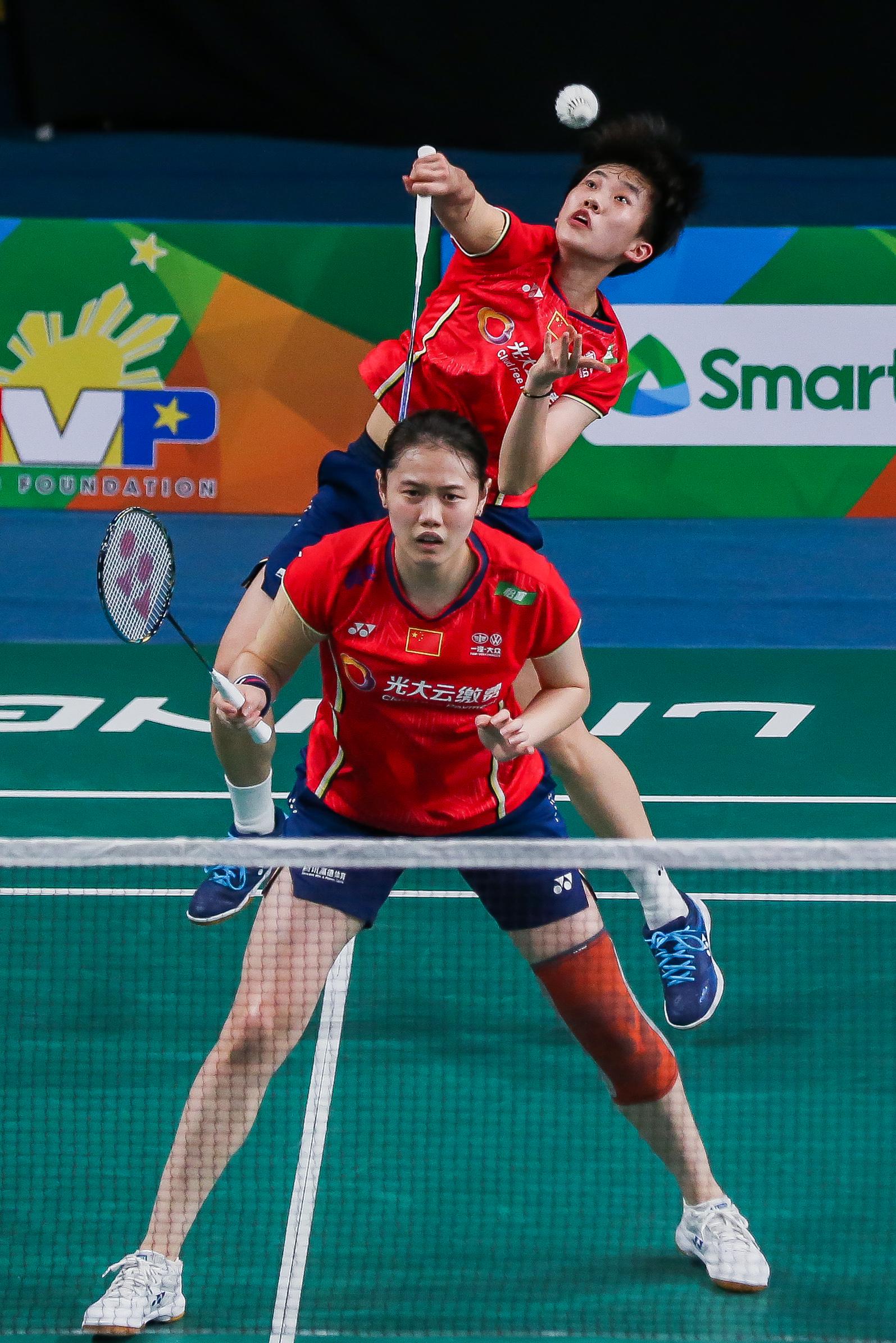 爱游戏入口-羽毛球赛事精彩瞬间盘点，年度回顾震撼登场