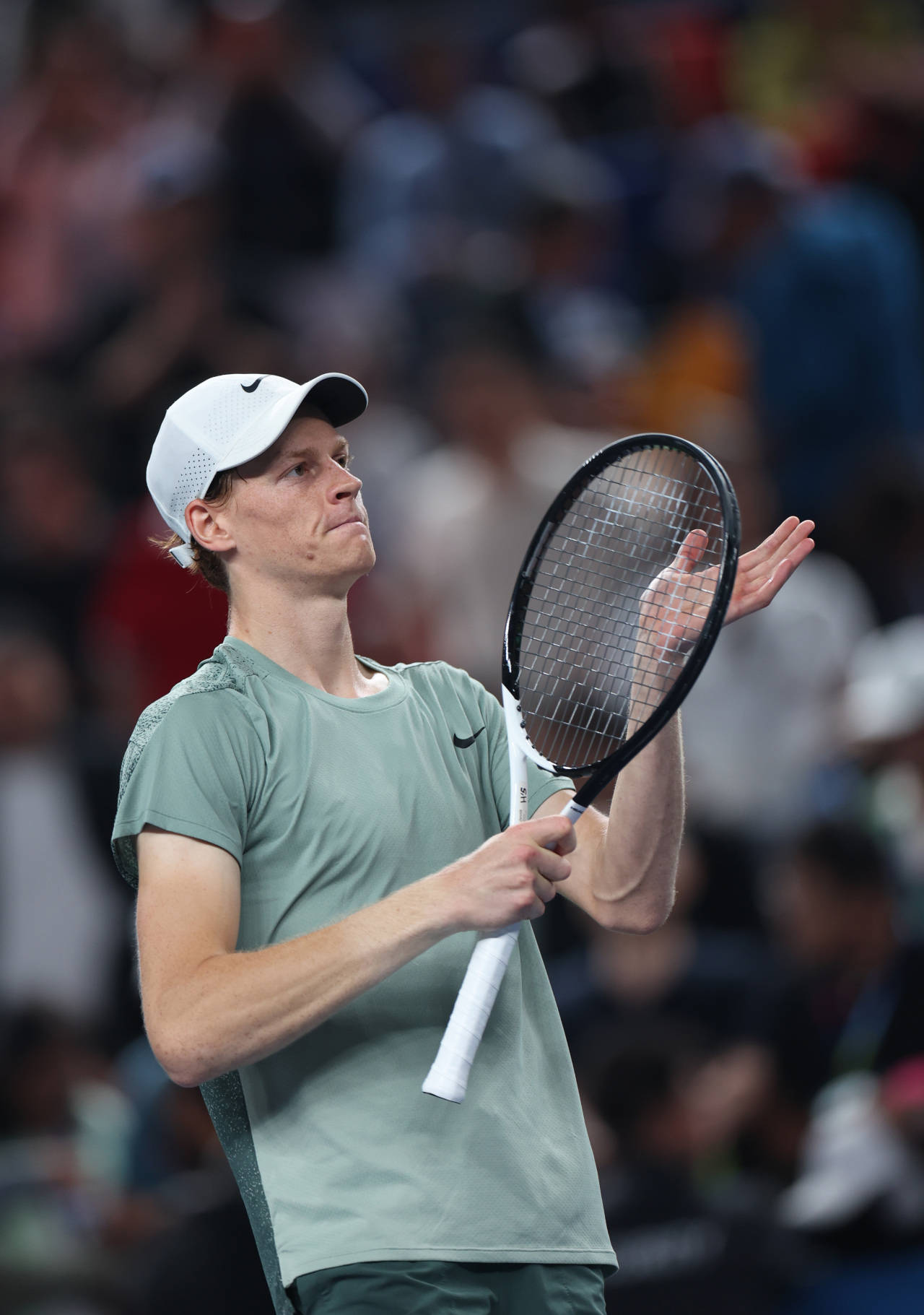 爱游戏官方-ATP总决赛逆转拉沃尔杯，辛纳点燃赛场