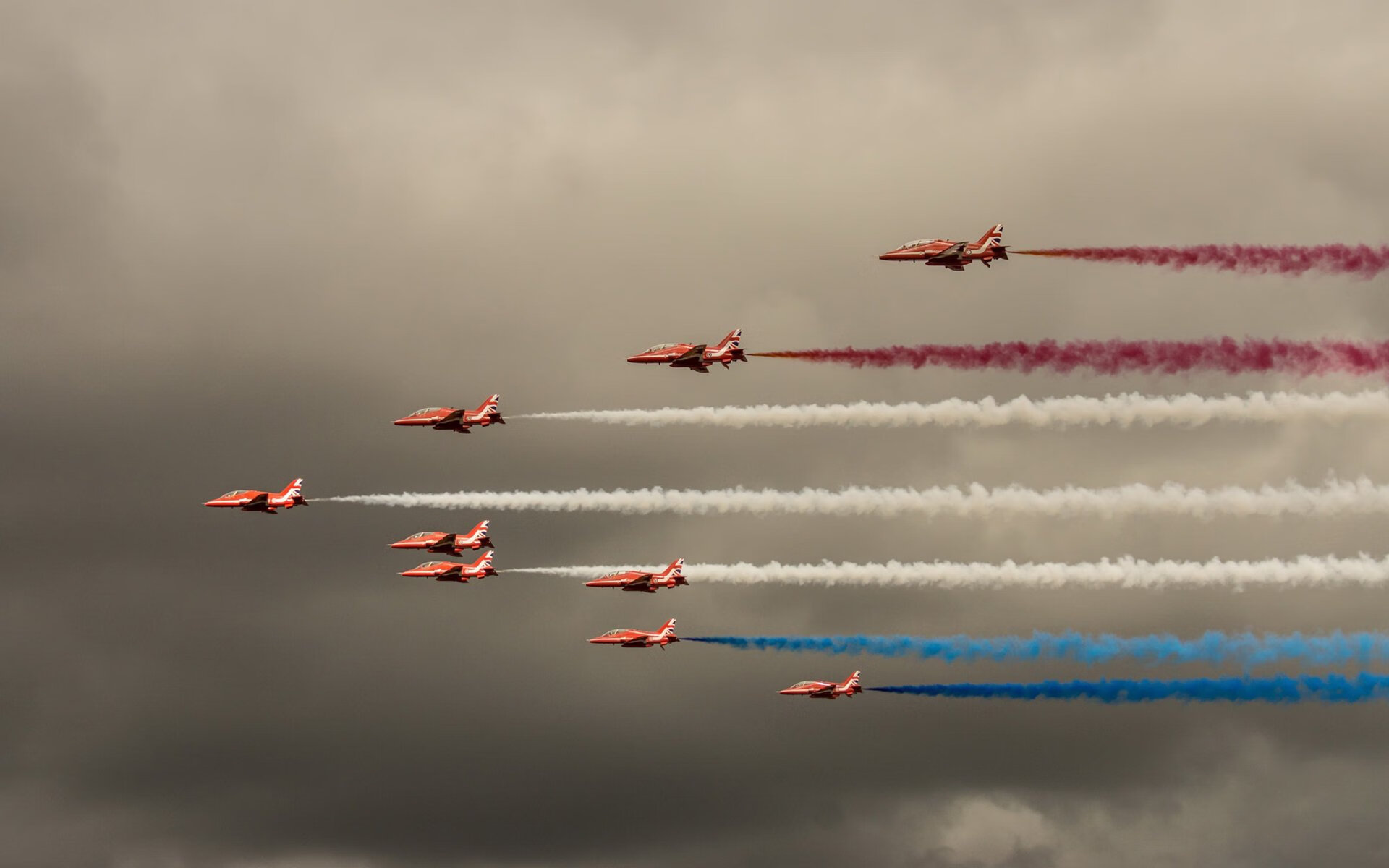 爱游戏-平行时空的绿茵场，当坎特的意识统治了葡萄牙