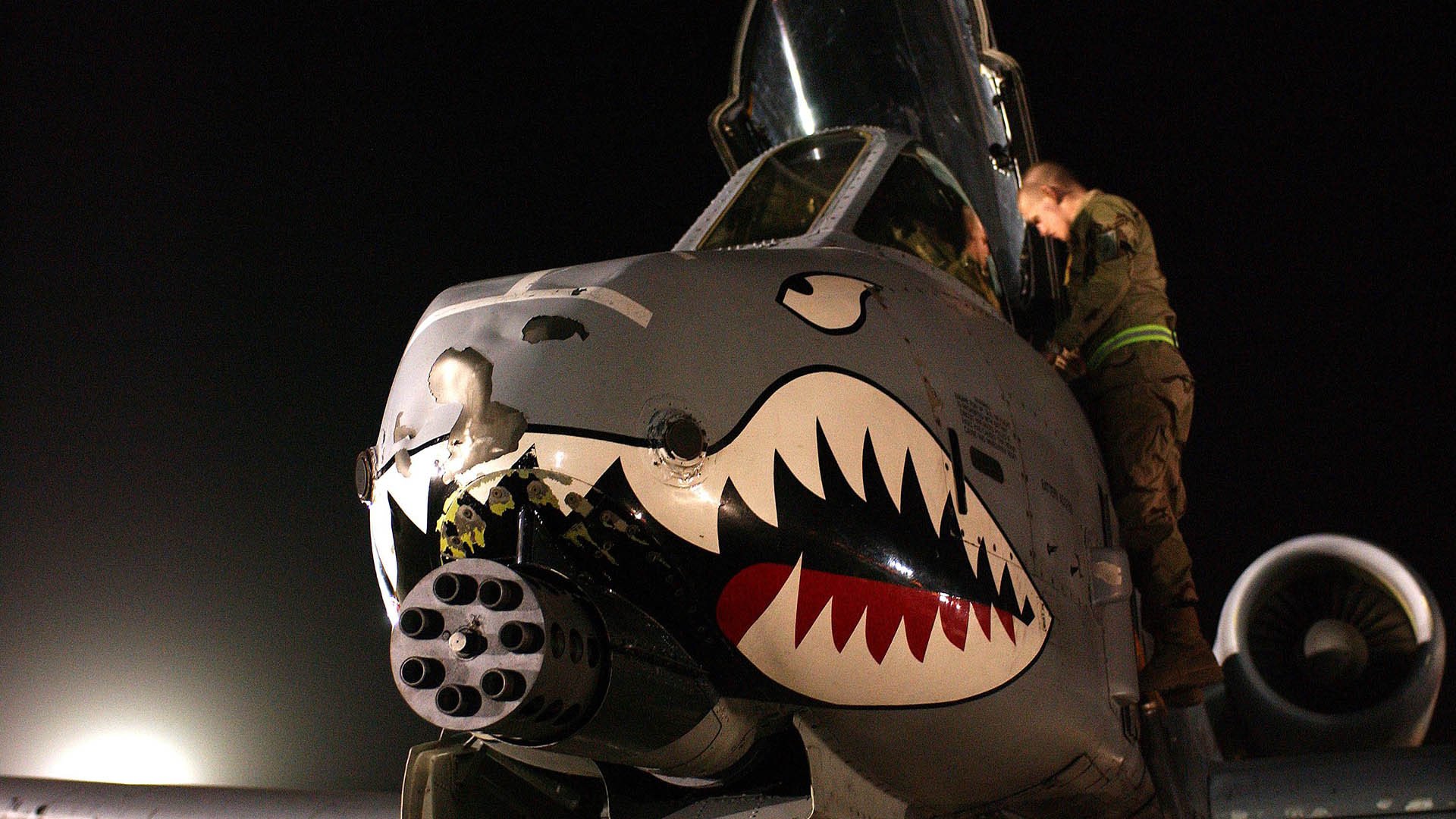 爱游戏下载-佩雷兹领军法拉利，轻取雷诺车队夺冠