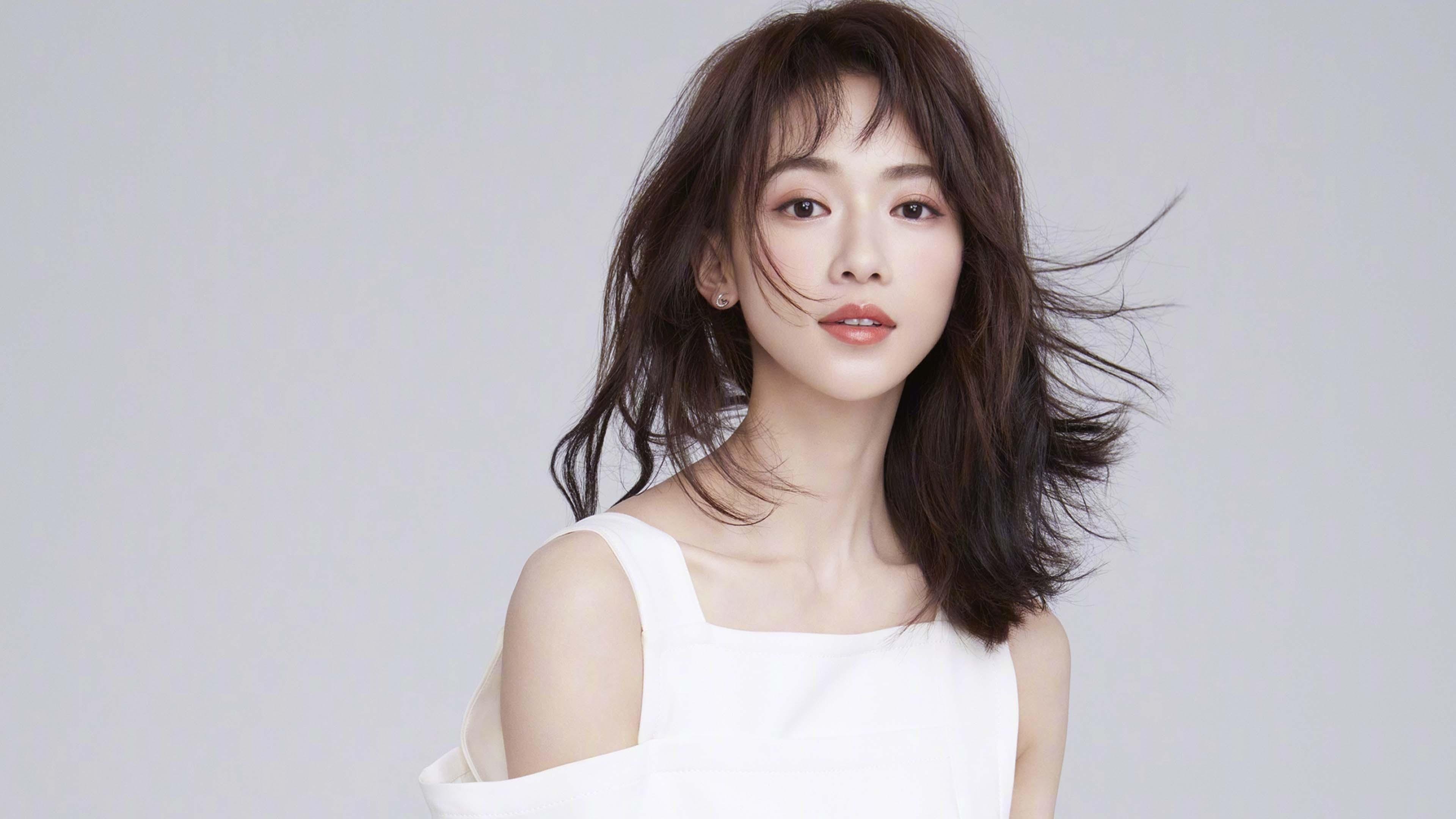 双线并驰，当F1的轮胎热浪遇上NBA的冷门寒流—2024春日竞技场上的命运狂想曲