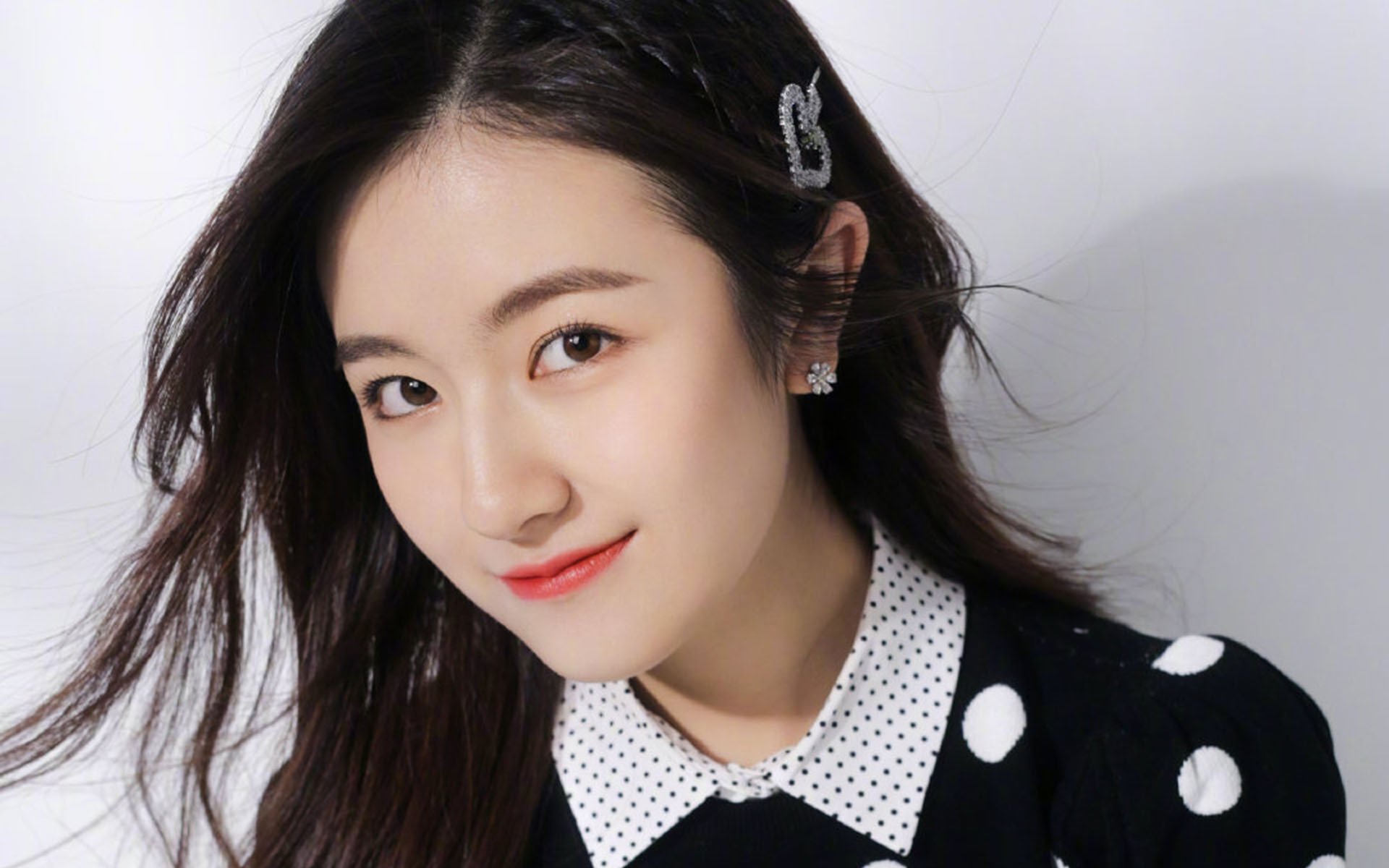 锡安冠军级表现助76人击败骑士，东部格局生变