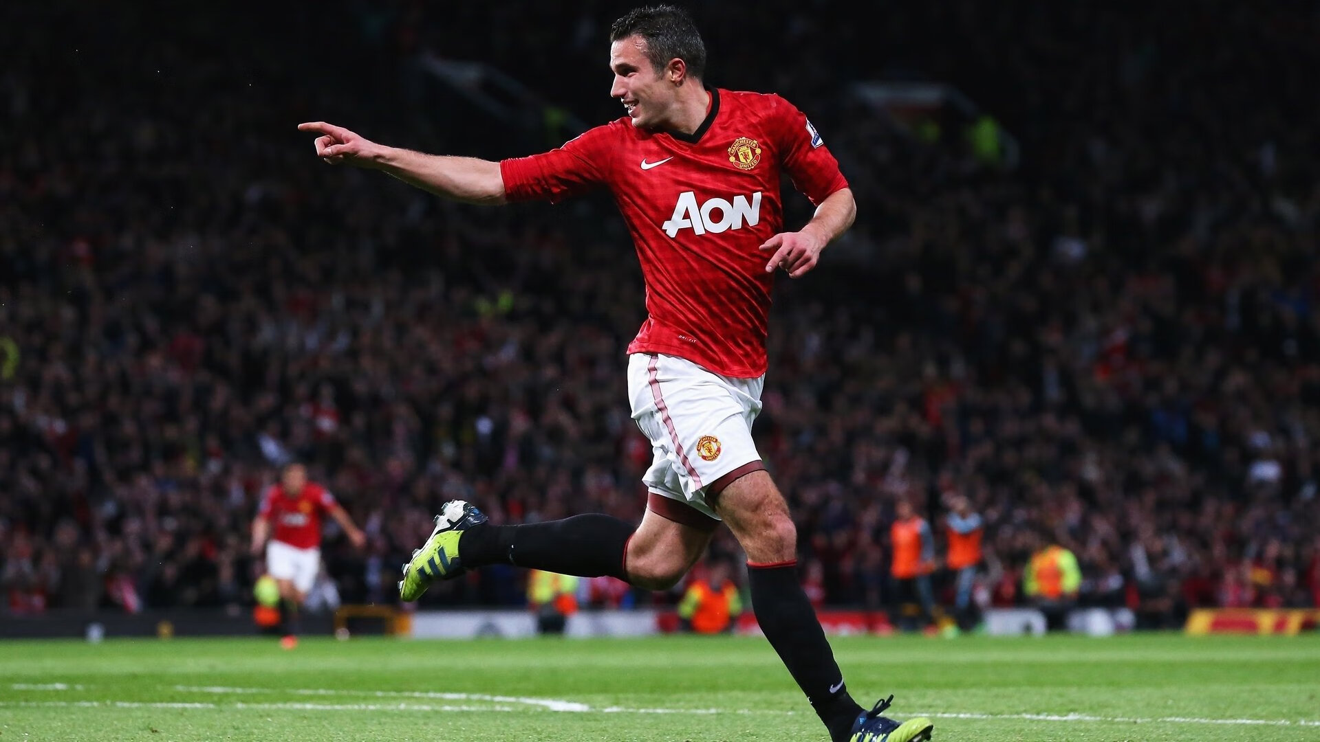 爱游戏入口-精密齿轮对狂热舞步，一场瑞士钟表般的欧冠节奏绞杀