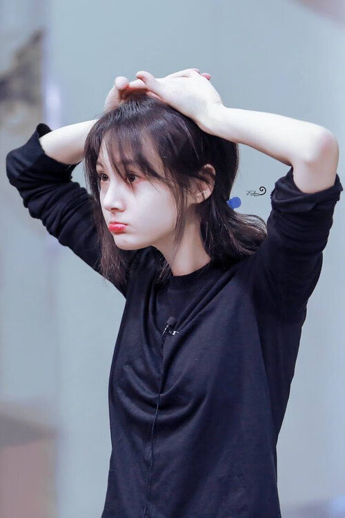 解锁新身份！凯恩租借贝蒂斯唯一射门，哥伦比亚强压下他成关键先生