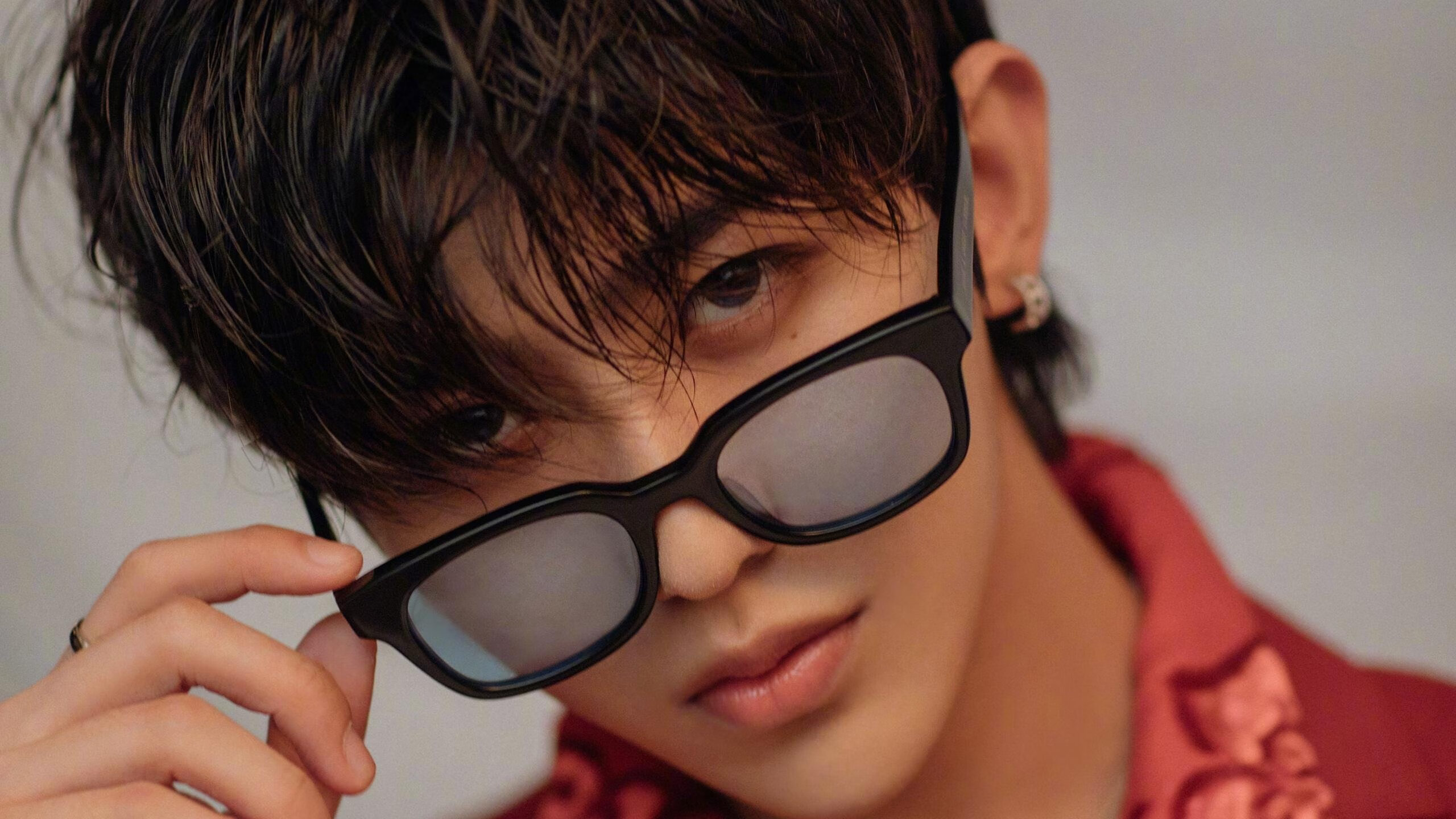 爱游戏tv-节奏的博弈，当拜仁的空间折叠解开马竞铁幕，萨拉赫的韵律在远方共振