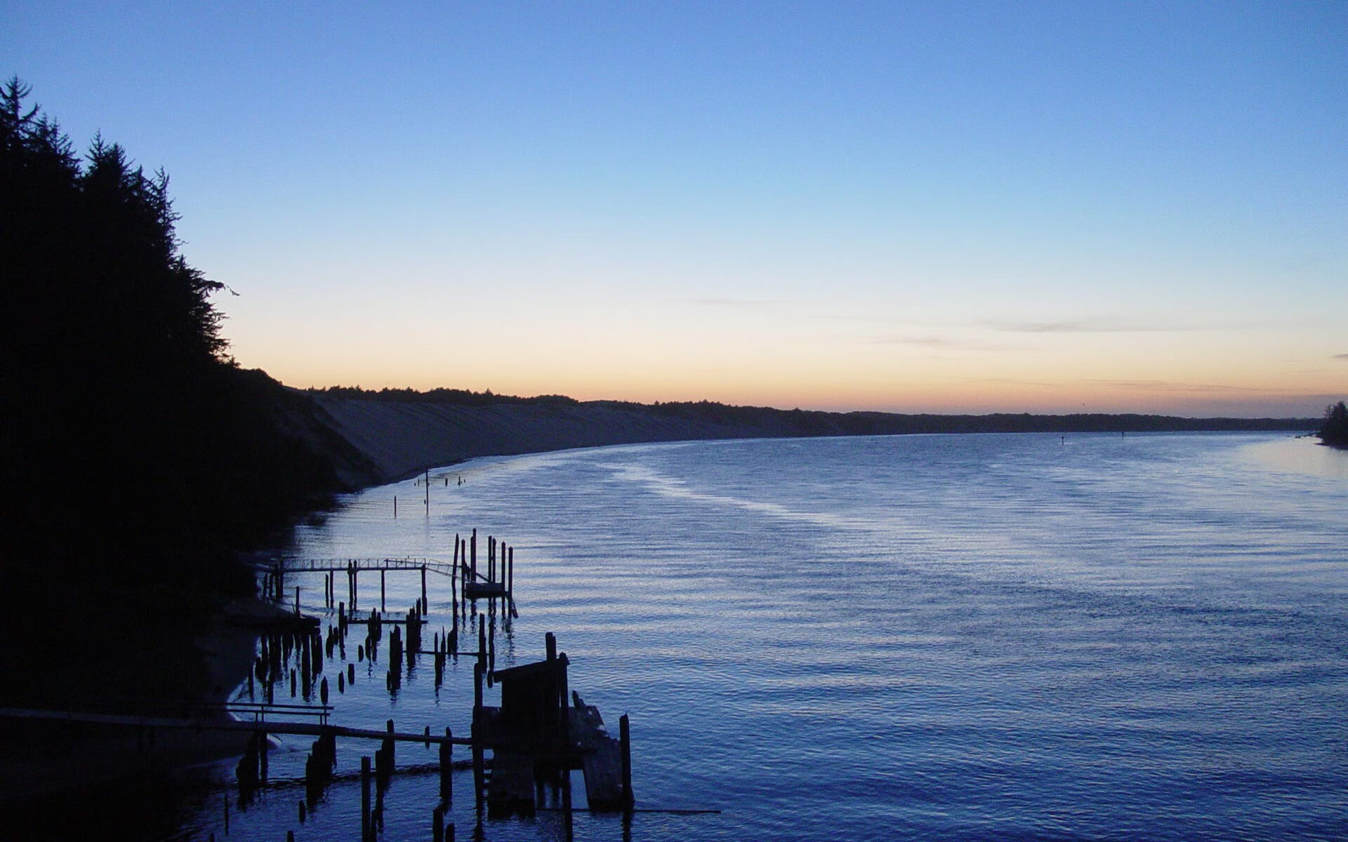 闪电与巨浪，当瑞士速胜映照西甲国家德比的永恒博弈
